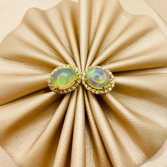 EUC 18k Yellow Gold Oval Opal Stud Earrings w/ Diamond Halo - Picture 10 of 15